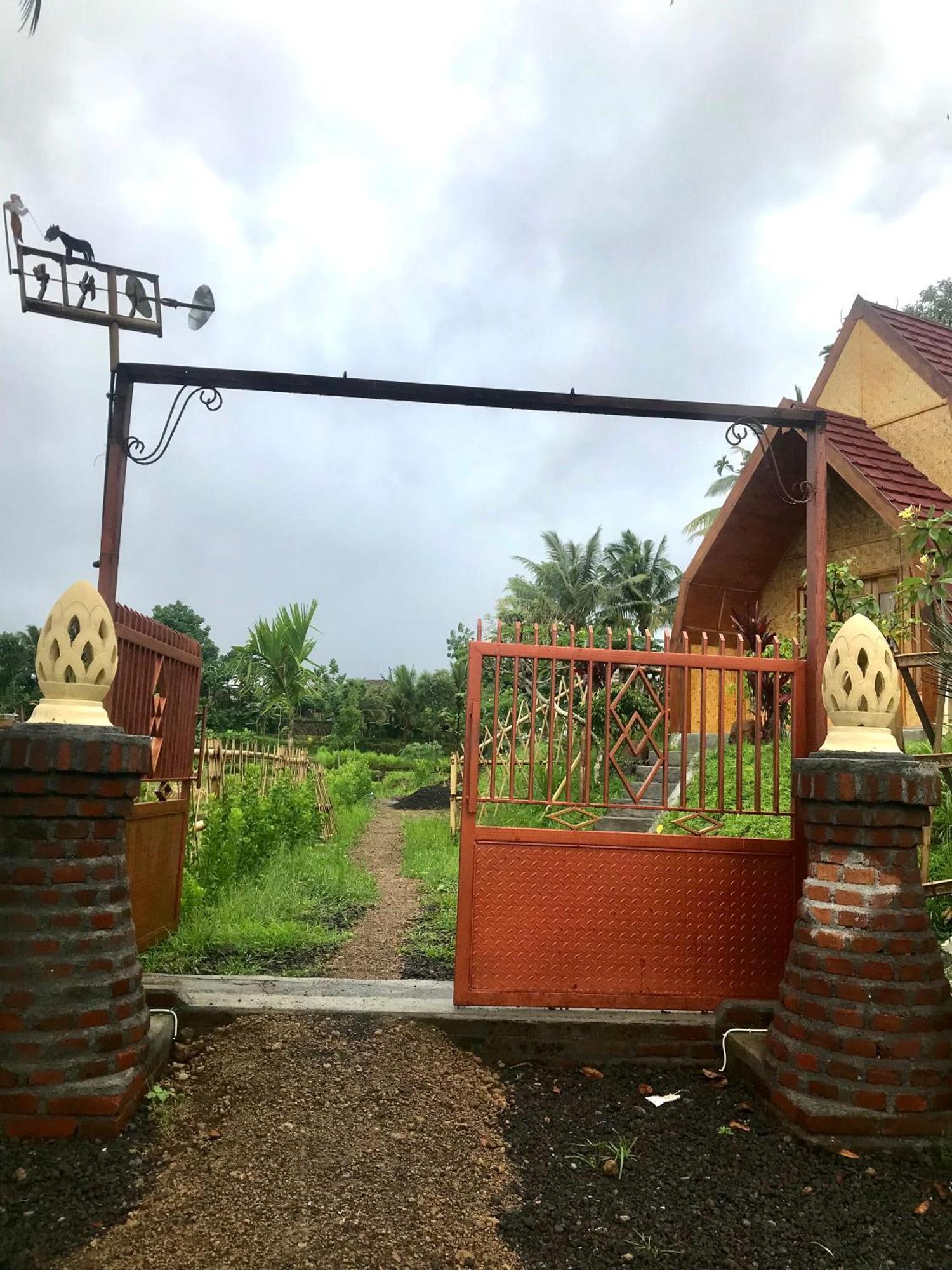 Bello Bungalow Batukliang ภายนอก รูปภาพ