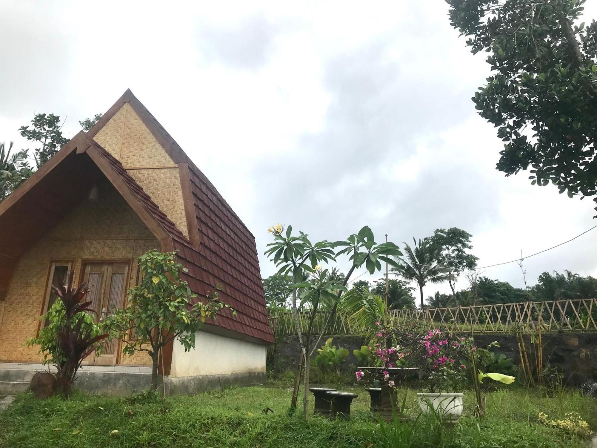 Bello Bungalow Batukliang ภายนอก รูปภาพ